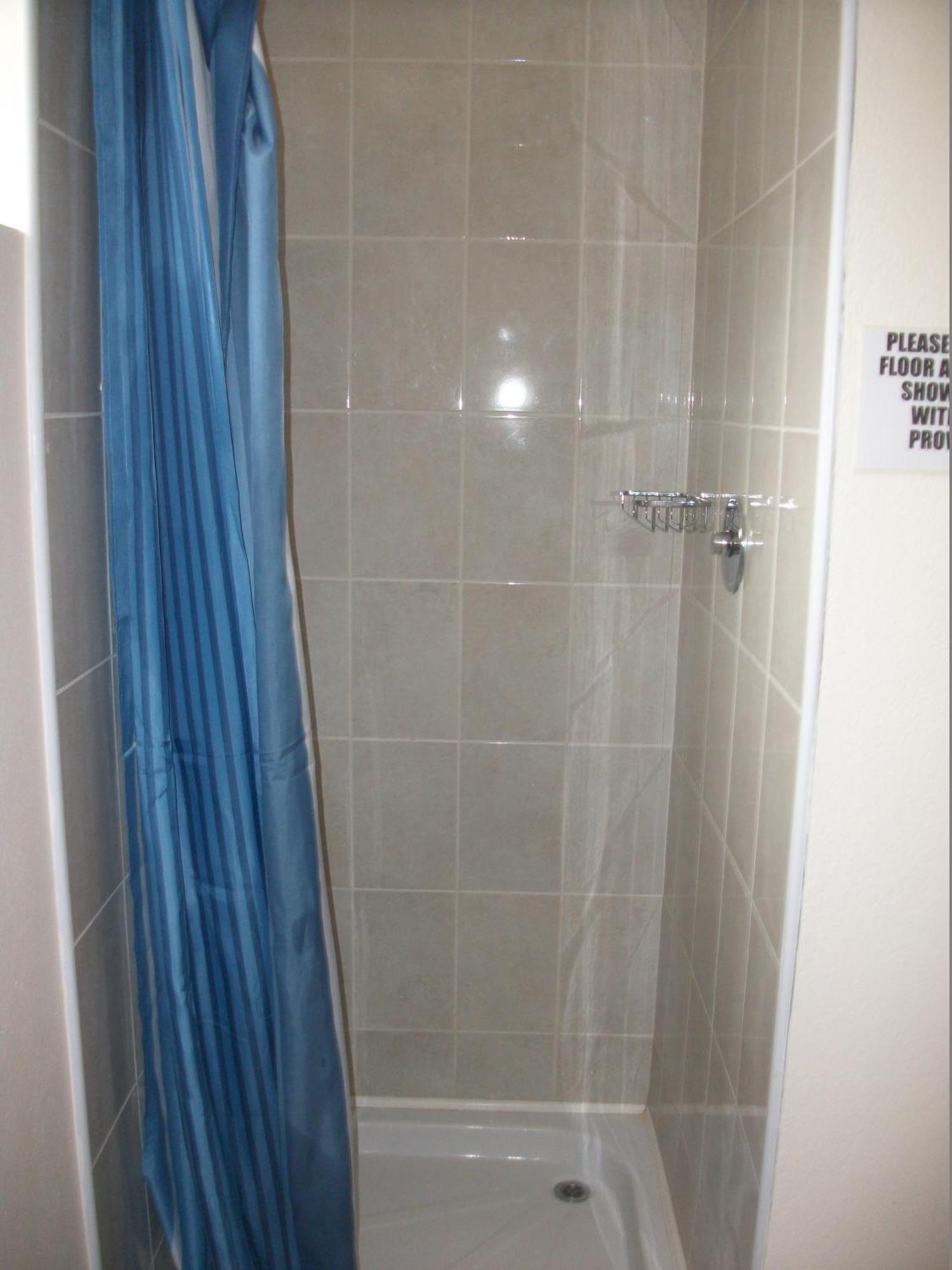 Aille River Tourist Hostel And Camping Doolin Room photo